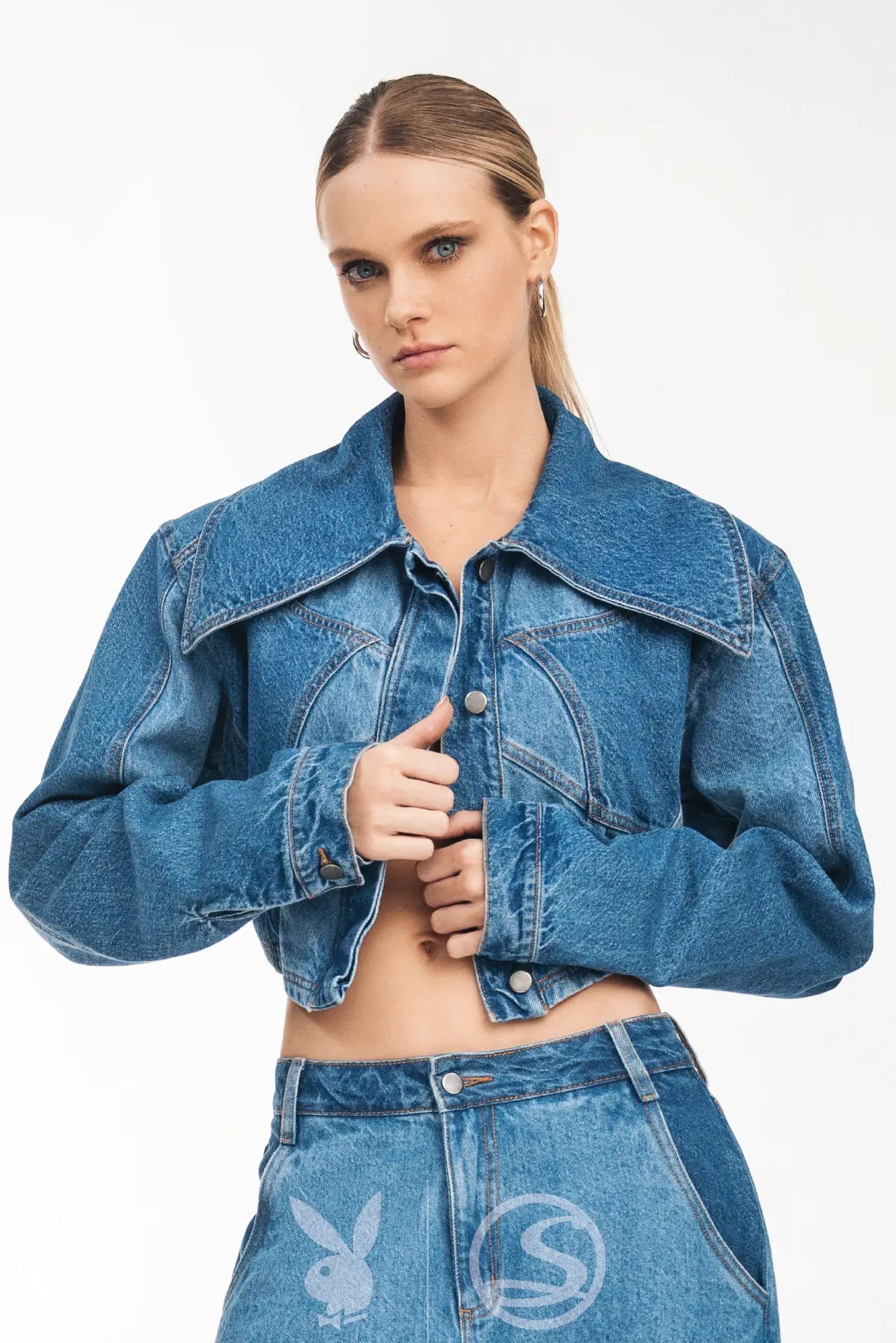 Chaqueta Travesía Azul Playboy x Santísimas Ref. S-675