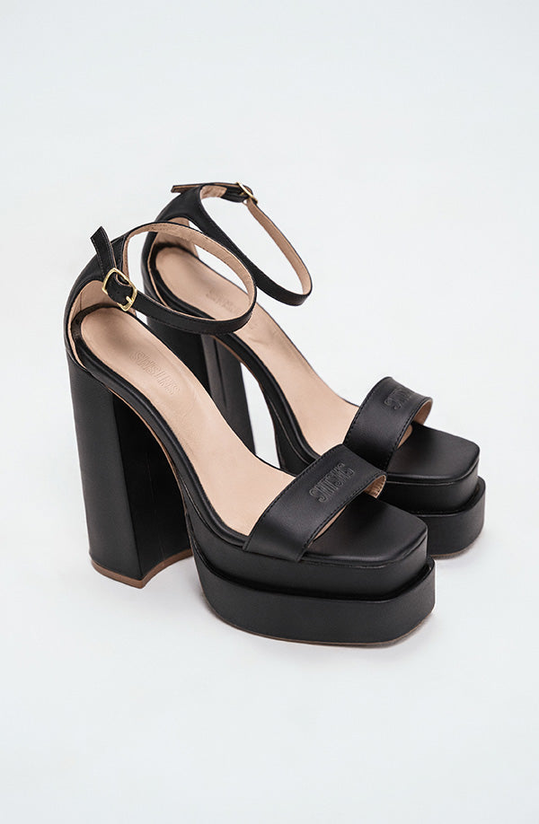 Tacones en Plataforma Santísimas Negro Ref. S-582